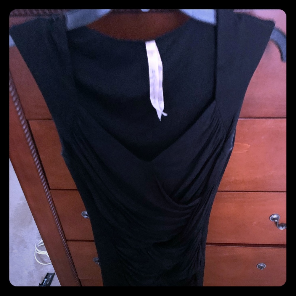 Bailey 44 black top size small
